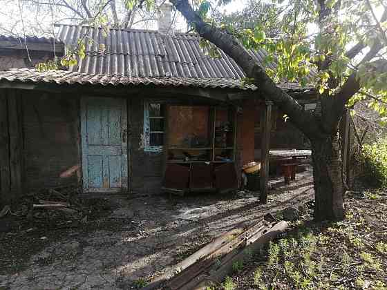 Продаётся дом на два хозяина г.Енакиево, пгт.Карло-Марксово Енакиево