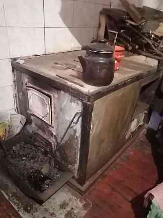 Продаётся дом на два хозяина г.Енакиево, пгт.Карло-Марксово Енакиево