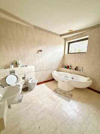 Продажа отличного дома в Ворошиловском районе Донецка 577 м. кв. Донецк