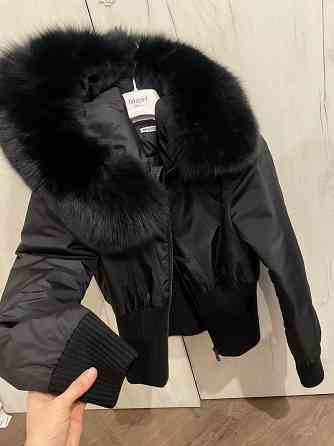 Черная женская курточка MIU MIU с мехом Горловка