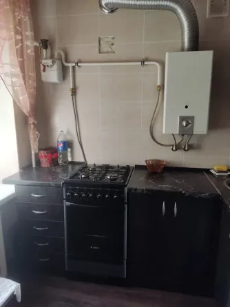 Продам 2к.кв. Ворошиловский район, Набережная, б. Школьный ( школа). Донецк