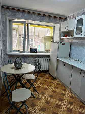 Сдаю 1 к.кв. пл. Ленина Донецк