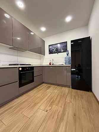 Сдается шикарная 1-комнатная квартира в Ворошиловском районе Донецка, по адресу: бул. Шевченко Донецк