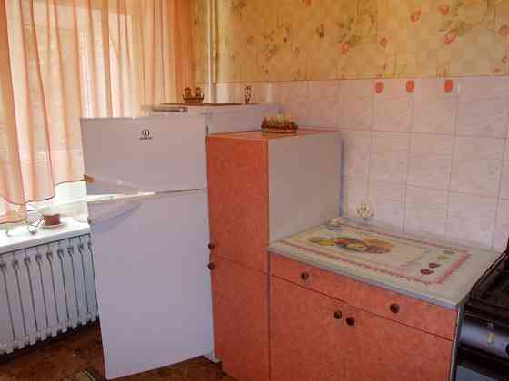 сдам 1-к.кв. ж\д Артема 17000 рублей Донецк