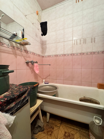 Продажа 2-комнатной квартиры 2/9 в г. Макеевка, Советский р-н, м-н Магистральный Макеевка