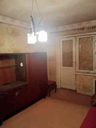 Продаётся 1 к.кв. м-н Азотный. Донецк