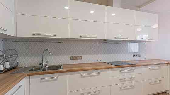 Сдается отличная 2-комнатная квартира в Калининском районе Донецка Донецк