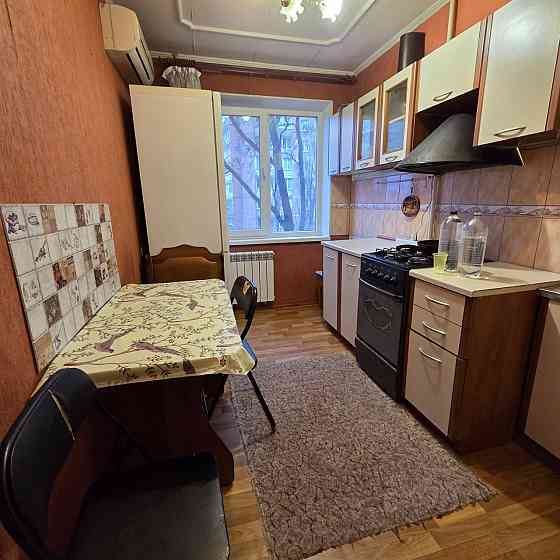 Аренда 2-х комнатной квартиры в Пролетарском районе, ул.Раздольная, ориентир Роза ветров. Донецк