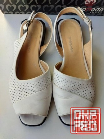 Женские кожаные босоножки 36 р. Донецк - изображение 1