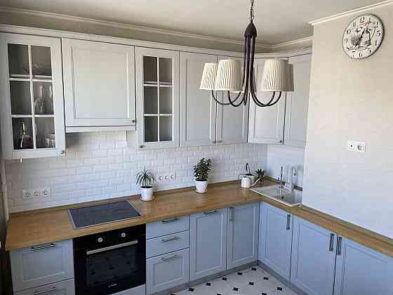 Очень просторная однокомнатная квартира 45 м², 2/4 эт., Ворошиловский район, бульвар Пушкина, Площа Донецк