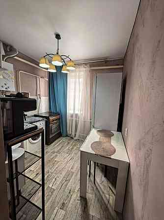 Сдам 2-к квартиру в г.Макеевка в Червоногвардейском районе по улице Малиновского. Макеевка