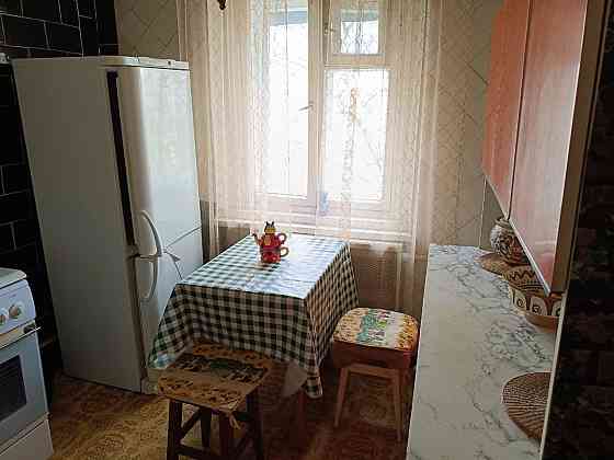 Калининский рынок, 1к. кв-ра, б-р Шевченко Донецк