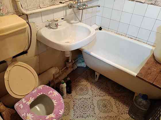 Калининский рынок, 1к. кв-ра, б-р Шевченко Донецк