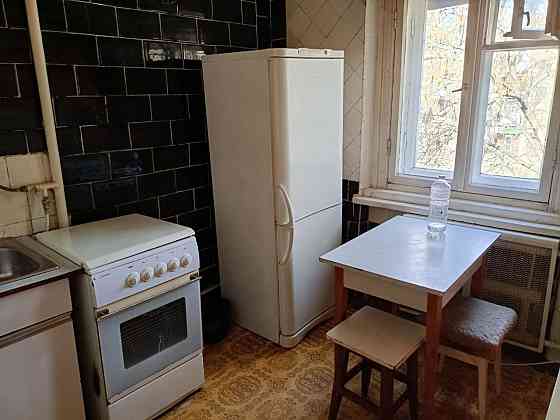 Калининский рынок, 1к. кв-ра, б-р Шевченко Донецк