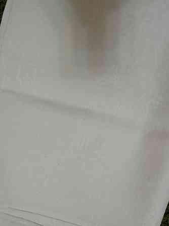 Скатерть льняная, белая Макеевка