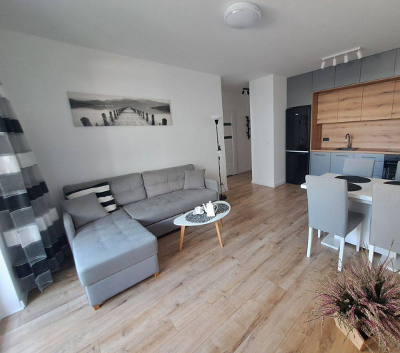 Сдам квартиру в ленинском районе. Донецк