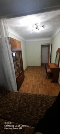 3к квартира центр Ясиноватой Ясиноватая