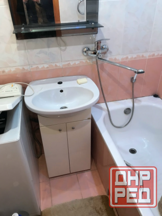 Сдам 2ком Текстильщик бум 5/9 вода идёт ул Островского Донецк - изображение 1