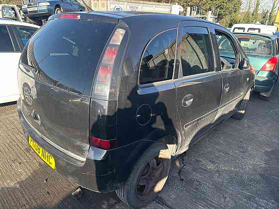 Opel-Meriva 2003-2010 на разбор запчасти Донецк