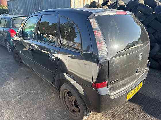 Opel-Meriva 2003-2010 на разбор запчасти Донецк