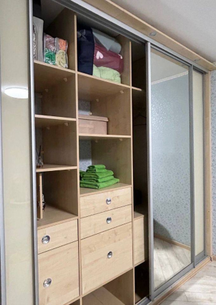 Сдается 2-комнатная квартира в ленинском районе. Донецк