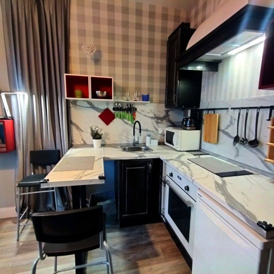 Сдам студию в куйбышевском районе Донецк