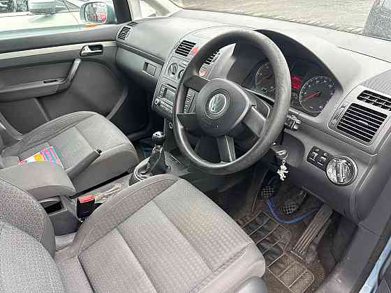 Volkswagen-Touran 2003-2006 на разбор запчасти Донецк