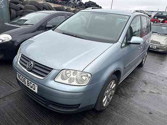 Volkswagen-Touran 2003-2006 на разбор запчасти Донецк