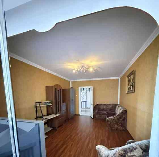 Сдаю трехкомнатную квартиру в Киевском районе, ул. Павла Поповича. Донецк