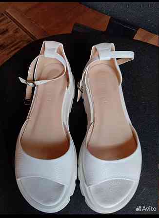 Босоножки натуральная кожа, р 37 Донецк