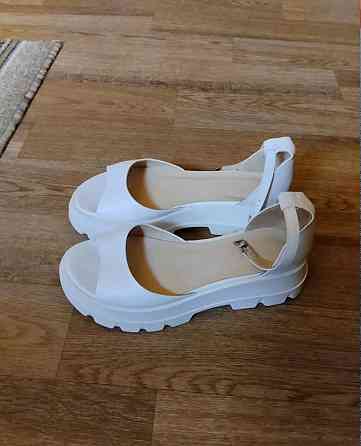 Босоножки натуральная кожа, р 37 Донецк