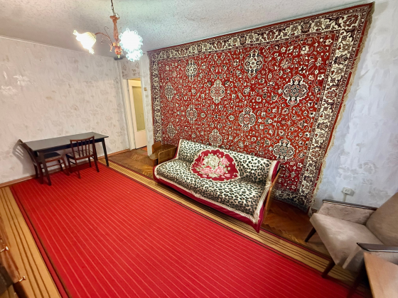 Продам 3-х комн. кв., 1/5 эт., 57 м.кв. - Макеевка, квартал Химик, 1000 мелочей Макеевка