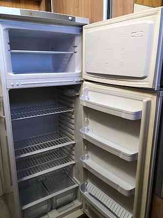 Продаю двухкамерный холодильник «Индезит» Донецк