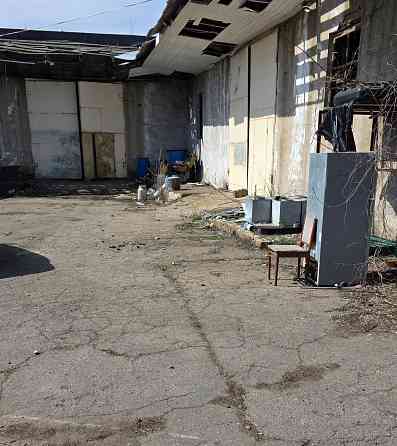 Закрытая база площадью 670кв, участок 20соток, ул.Экономическая Донецк