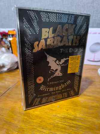Black Sabbath - The End: Live In Birmingham (Limited-Super-Deluxe-Edition) (1 DVD, 1 Blu-ray Dic, 3 Макеевка