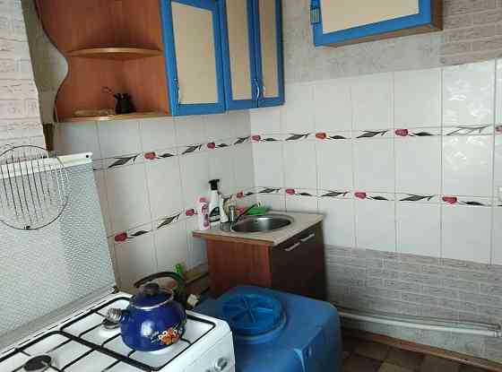 сдам посуточно и с почасовой оплатой просторную однушку , вода , ремонт Макеевка