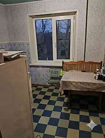 Продам 2-х комн 3/9 Ворошиловский р-н, площадь Ленина, ул. Набережная. Две раздельные комнаты. Донецк