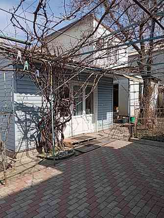 Продам 2 дома на одном участке. Мединститут / ул.Ратникова Донецк