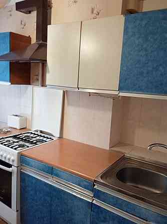 Продам 2 к. квартиру 2/9 м-н Цветочный Донецк