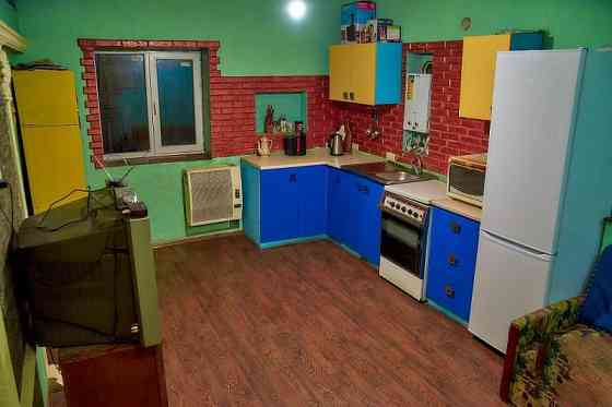 дом 2 уровня 160 м2, пл.Свободы Донецк