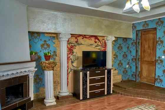 дом 2 уровня 160 м2, пл.Свободы Донецк