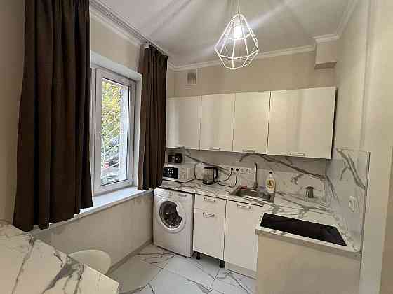 Ворошиловский район, Гастроном Москва, Площадь Ленина Донецк