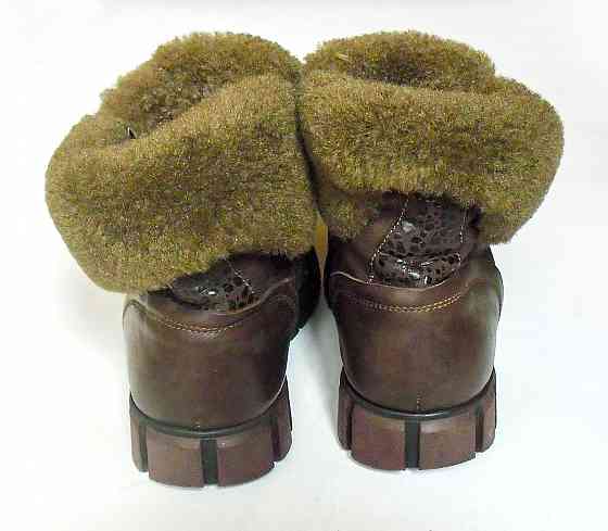 Женские зимние кожаные ботинки Донецк