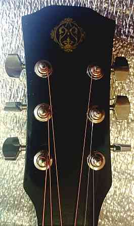 Черная Акустическая гитара MuzLife + комплект Донецк