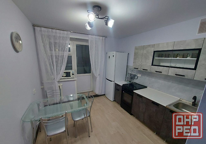 Срочно сдам однокомнатную квартиру в Пролетарском районе, ул. Щетинина Донецк - изображение 1