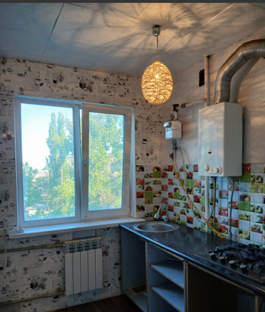 2-х ком. квартира в Куйбышевском р-не, ул. Сомова Азотный Донецк