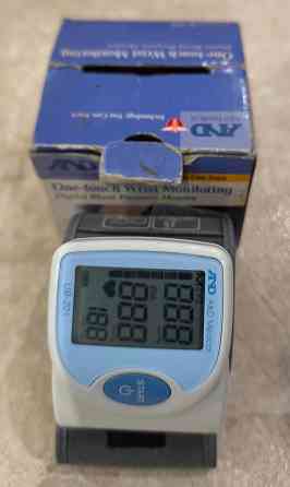 Тонометр на запястье Донецк