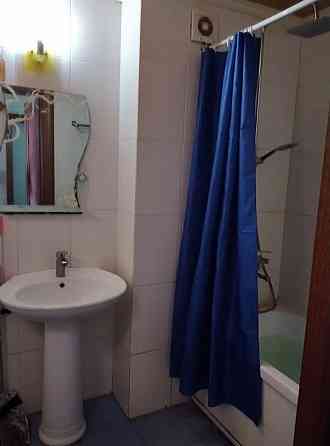 сдам свою просторную и светлую квартиру посуточно , вода постоянно из крана горячая и холодная 4000 Макеевка