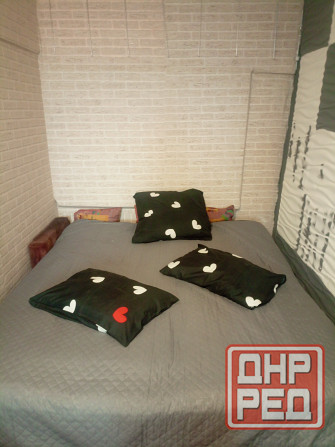 сдам свою просторную и светлую квартиру посуточно , вода постоянно из крана горячая и холодная 4000 Макеевка - изображение 1