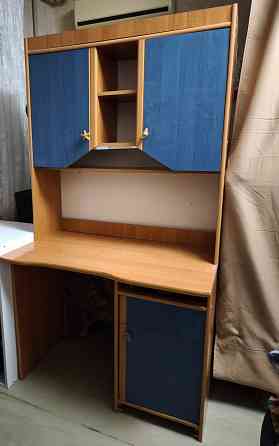 Продам писменый стол Донецк